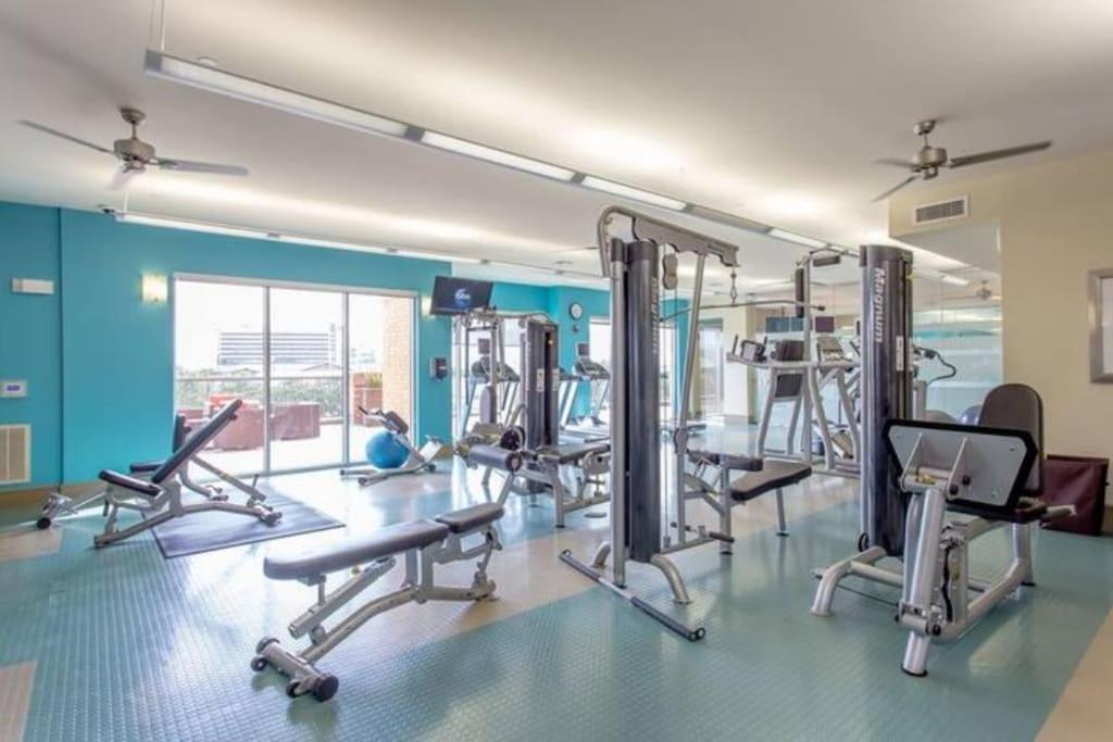 Chic 1Br Near Nrg With Pool Wifi Freeparking Houston Exterior foto