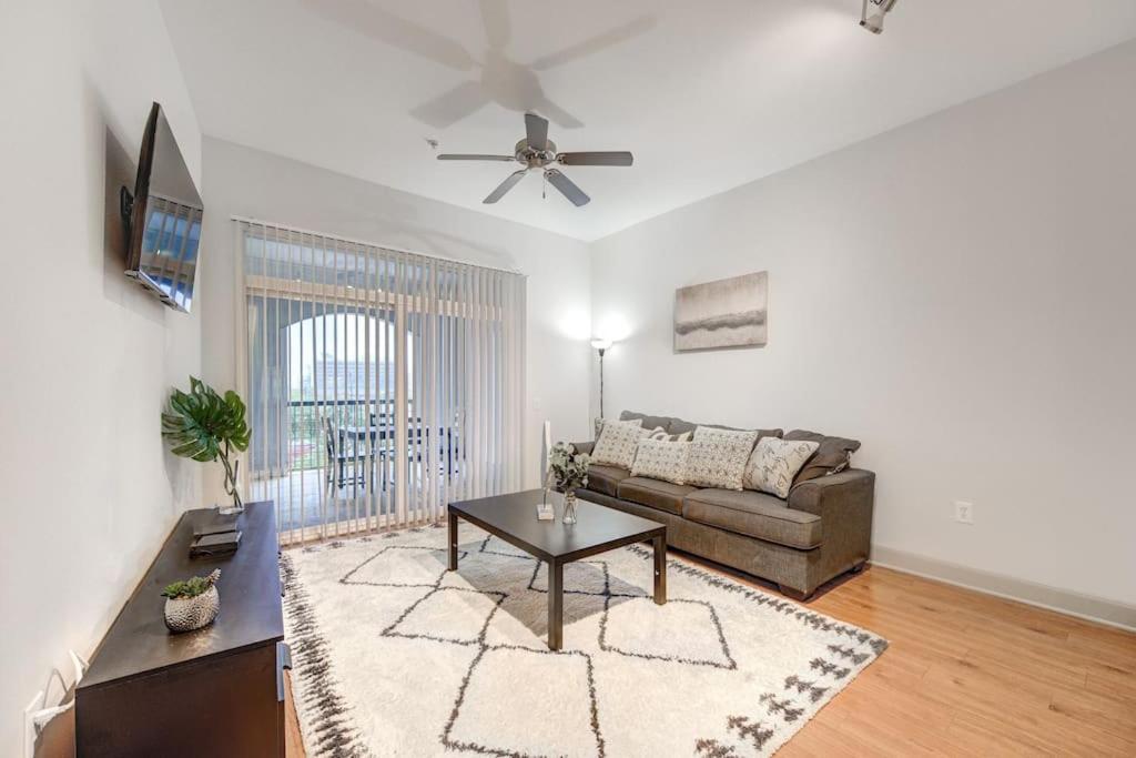 Chic 1Br Near Nrg With Pool Wifi Freeparking Houston Exterior foto